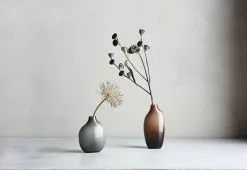 Kinto Sacco Glass Vase, 2019 -TwentyTwentyOne Shop Kinto Sacco vase 05