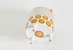 Atelier Stella Oatmeal Spot Tripod Planter 9 Atelier Stella Oatmeal Spot Tripod Planter -TwentyTwentyOne Shop atelier stella baggot medium oatmeal spot tripod planter 3