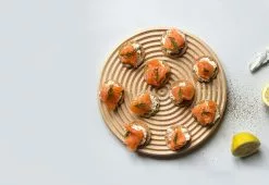 Alternative view of Case Target Trivet
