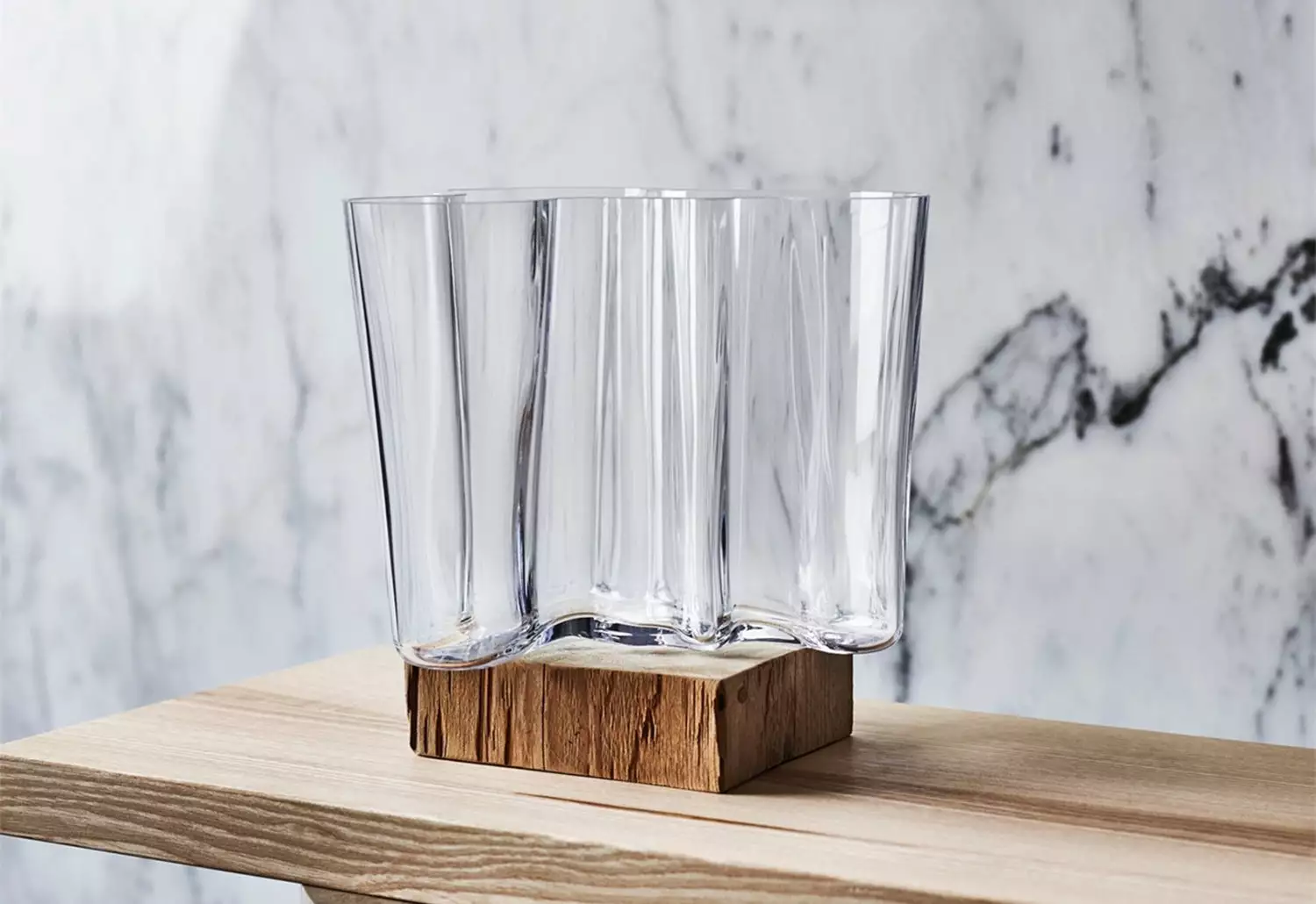 Iittala Alvar Aalto Vase 7 Iittala Alvar Aalto Vase - Image 5