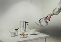Stelton Arne Jacobsen Teapot, 1967 11 Stelton Arne Jacobsen Teapot, 1967 -TwentyTwentyOne Shop stelton arne jacobsen teapot 3