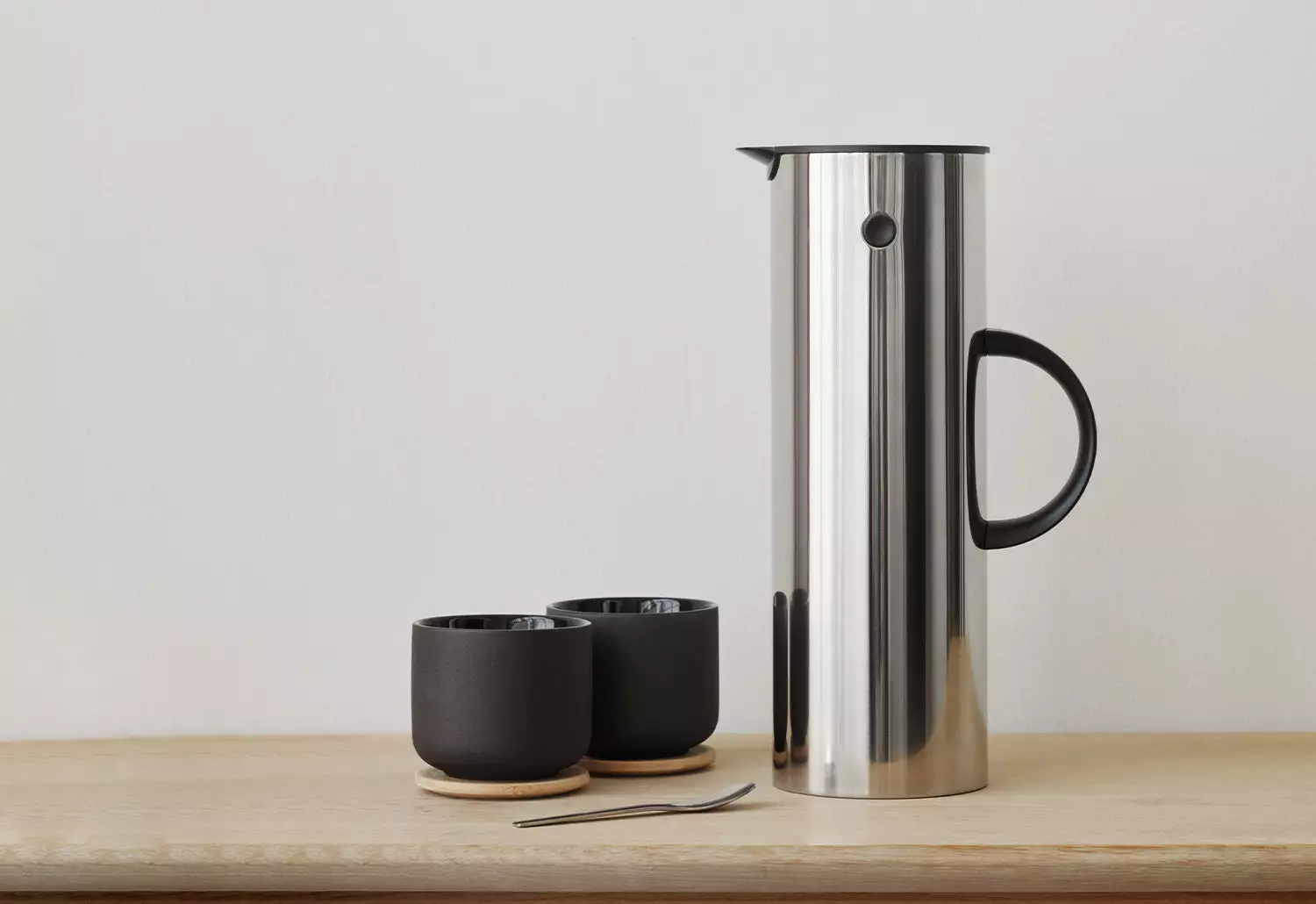 Stelton EM77 Vacuum Jug, 1977 3 Stelton EM77 Vacuum Jug, 1977