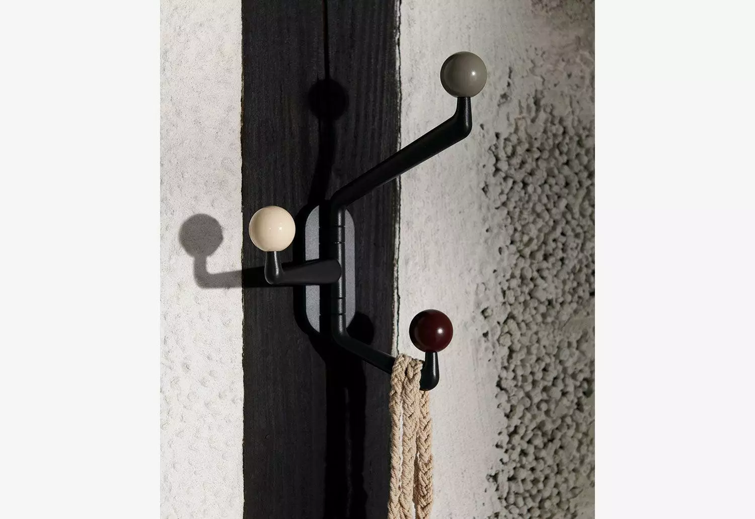 AndTradition Capture Wall Hook 8 AndTradition Capture Wall Hook - Image 6