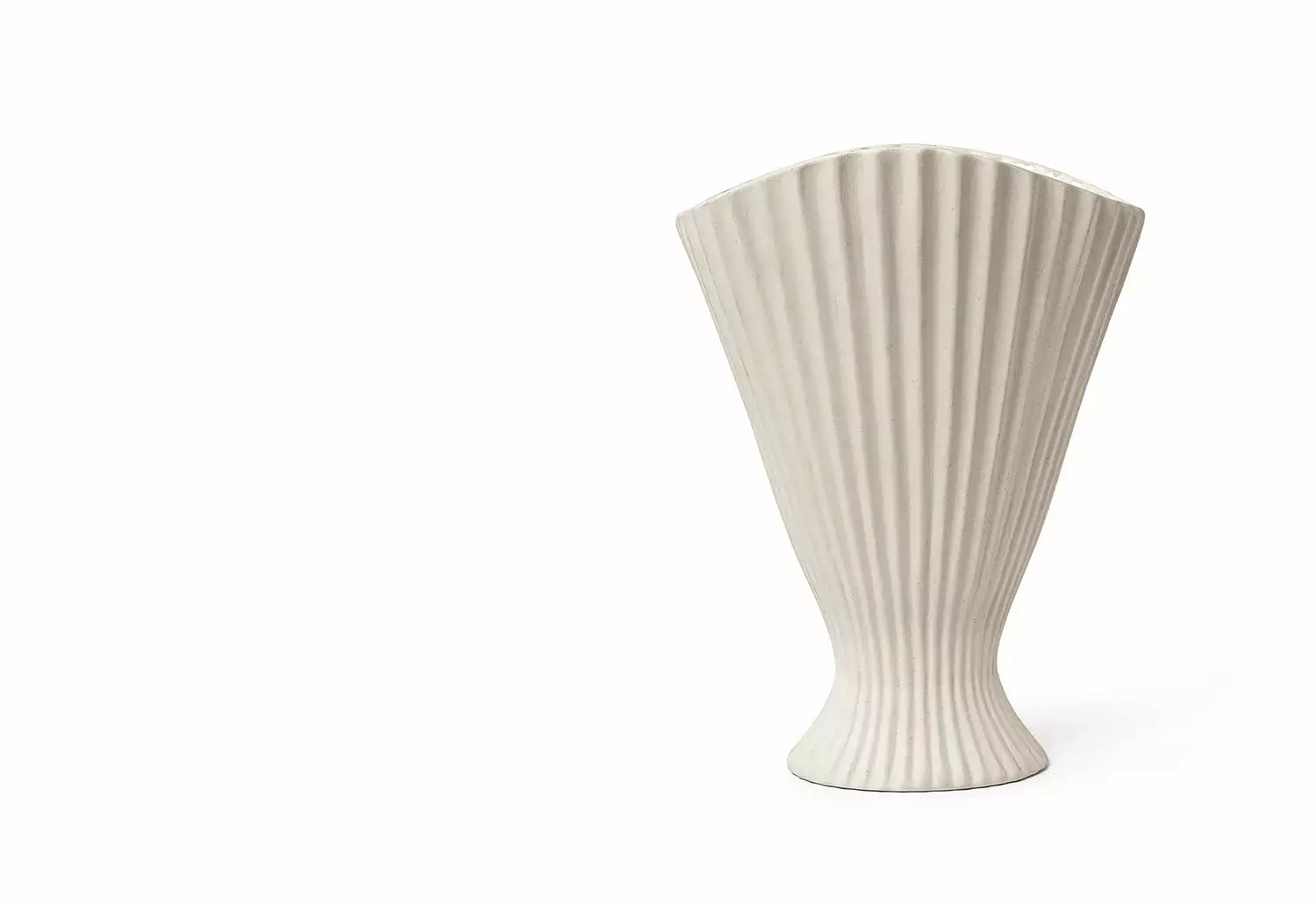 Ferm LIVING Fountain Vase 5 Ferm LIVING Fountain Vase - Image 3