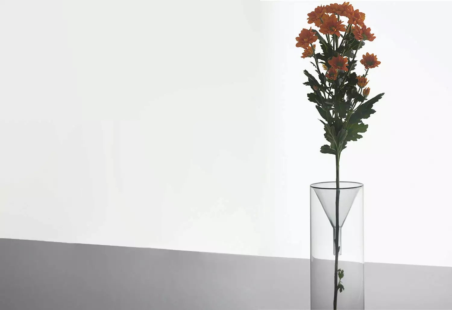 Ichendorf Milano Kado Single Flower Glass Vase 7 Ichendorf Milano Kado Single Flower Glass Vase - Image 5