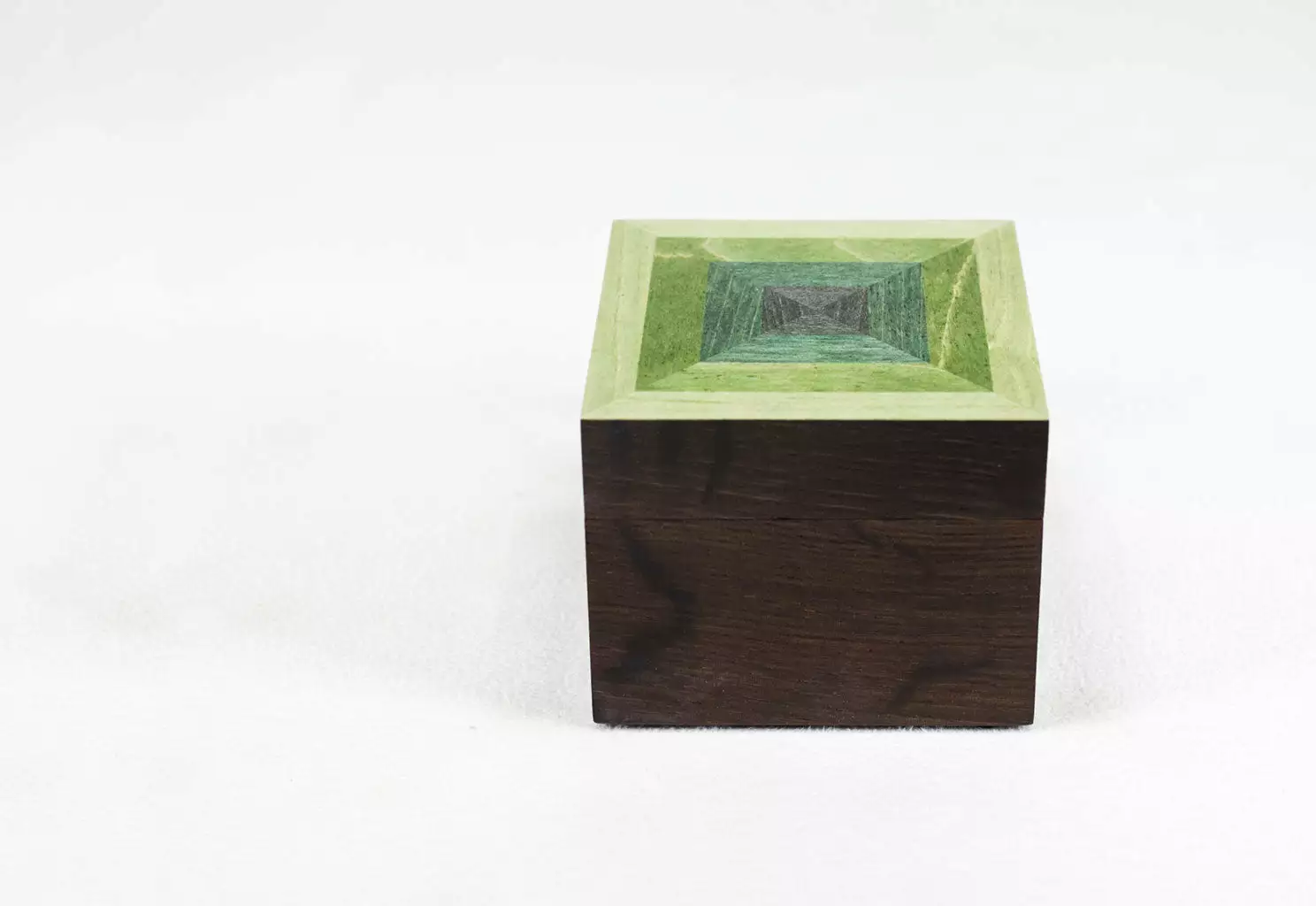 Kevin Stamper Prism Box 8 Kevin Stamper Prism Box - Image 6