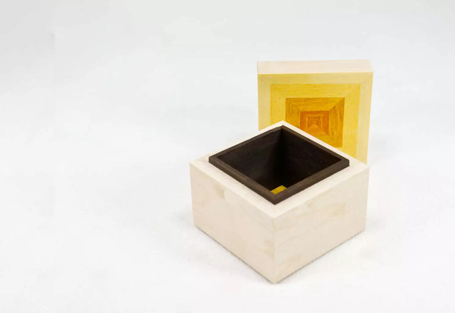 Kevin Stamper Prism Box 4 Kevin Stamper Prism Box - Image 2