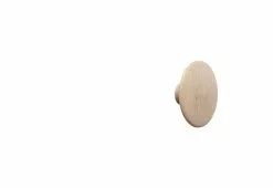 Muuto The Dots Hook, Oak 9 Muuto The Dots Hook, Oak -TwentyTwentyOne Shop twentytwentyone Muuto Tveit and Torno The Dots Oak 2