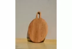 Noyer Round Chopping Board, Oiled Oak -TwentyTwentyOne Shop twentytwentyone birk studio round chopping board oiled oak 3
