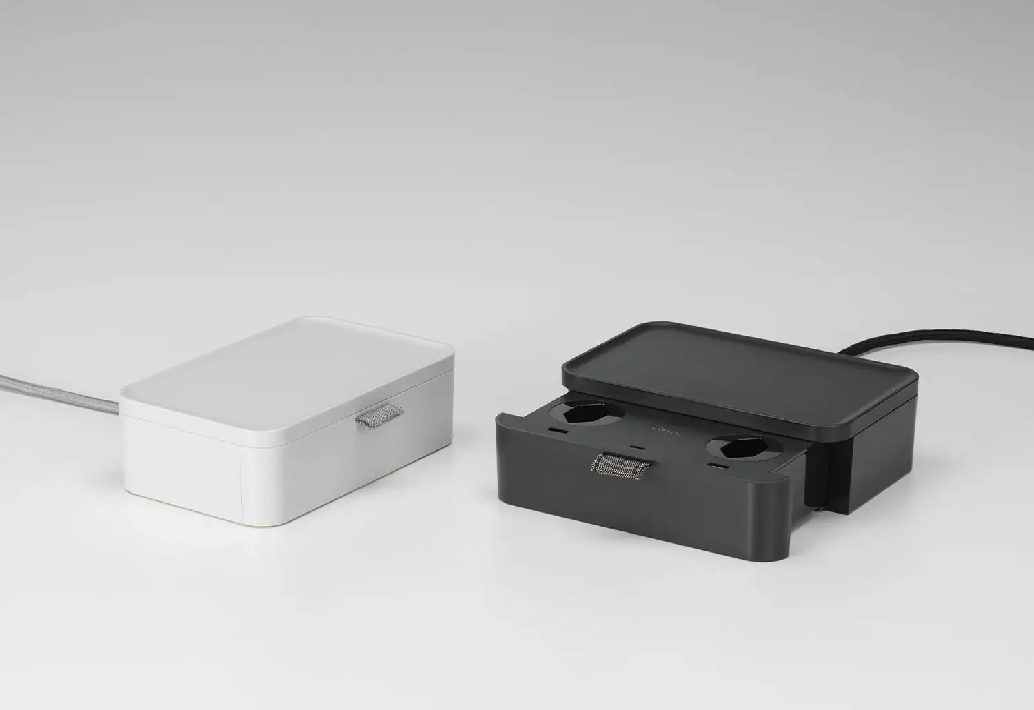Vitra Ampi Charger, 2021 6 Vitra Ampi Charger, 2021 - Image 4