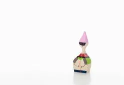 Vitra Wooden Dolls, 1963 33 Vitra Wooden Dolls, 1963 -TwentyTwentyOne Shop vitra alexander girard dolls 6