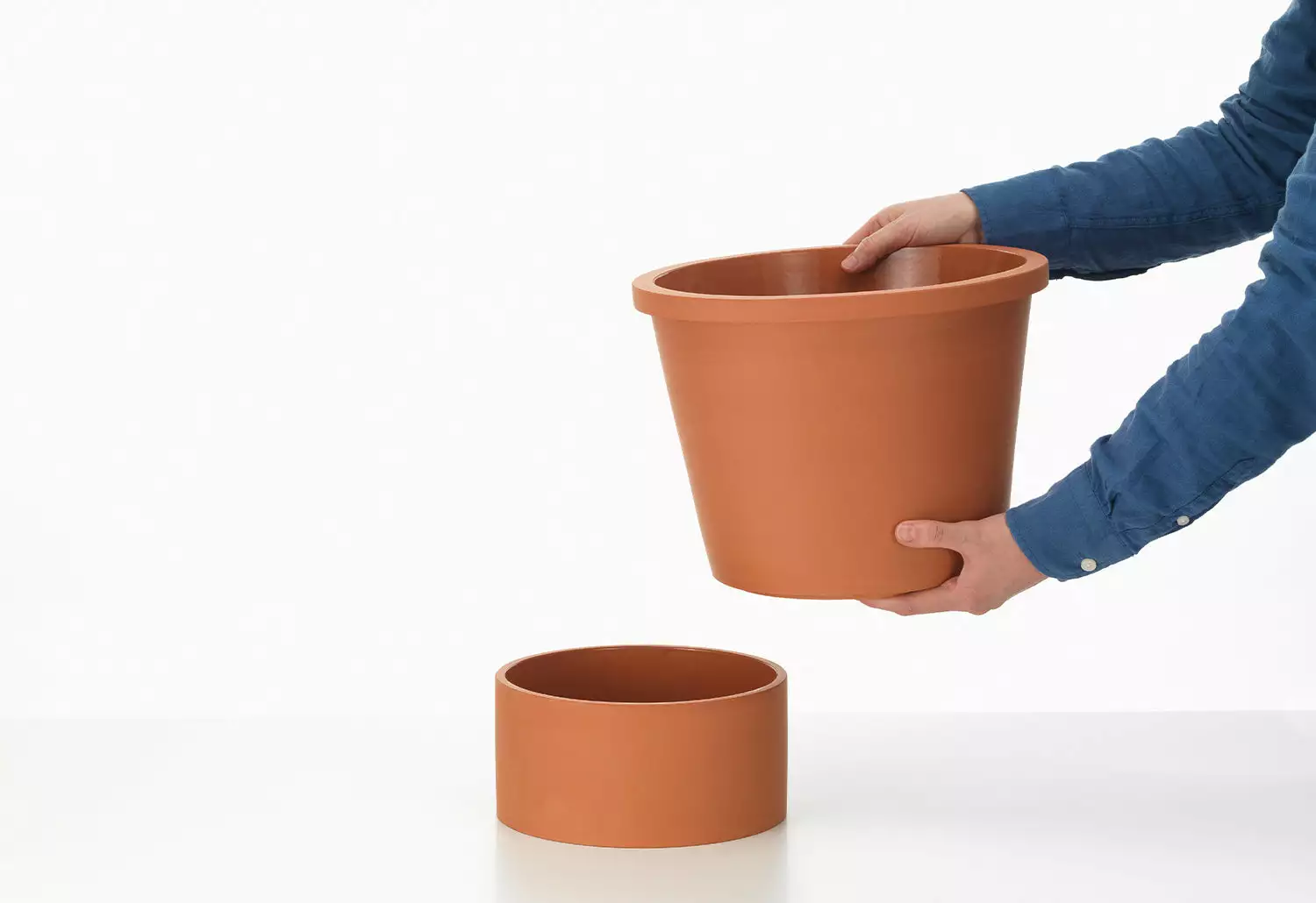 Vitra Terracotta Pots, 2023 23 Vitra Terracotta Pots, 2023 - Image 21